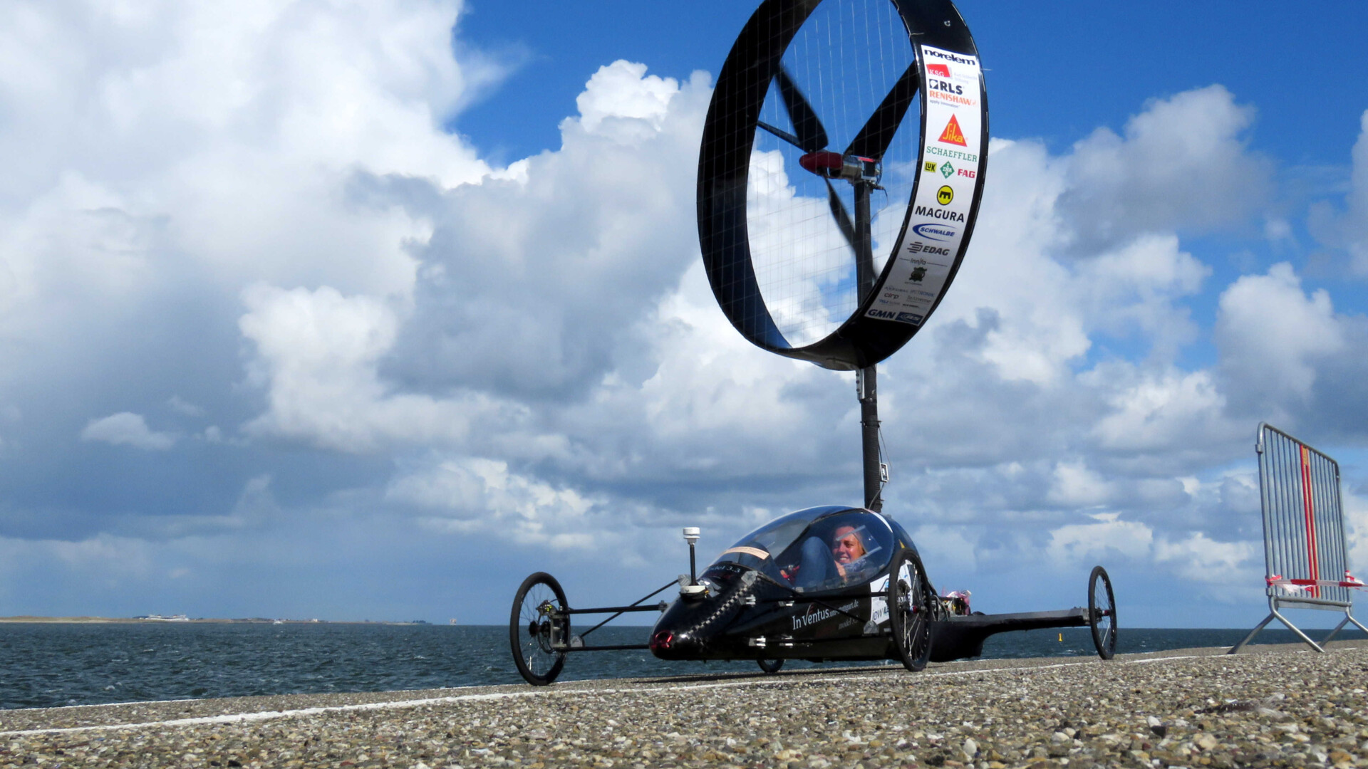 Wind turbine cars setting record speeds | News | Hamburg Business